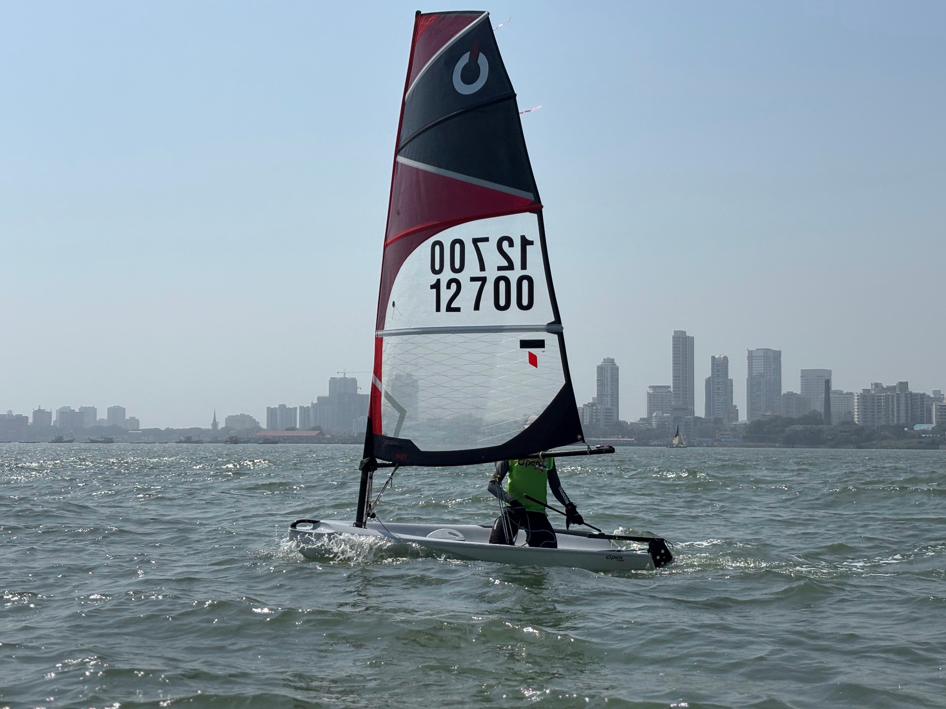 Racing dinghy technique